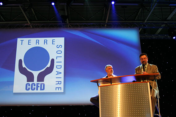 Bernard Pinaud, directeur de la Vie associative au CCFD et Joël Thomas, président du CCFD, ont ouvert, samedi à 14 heures 30, la Rencontre nationale.